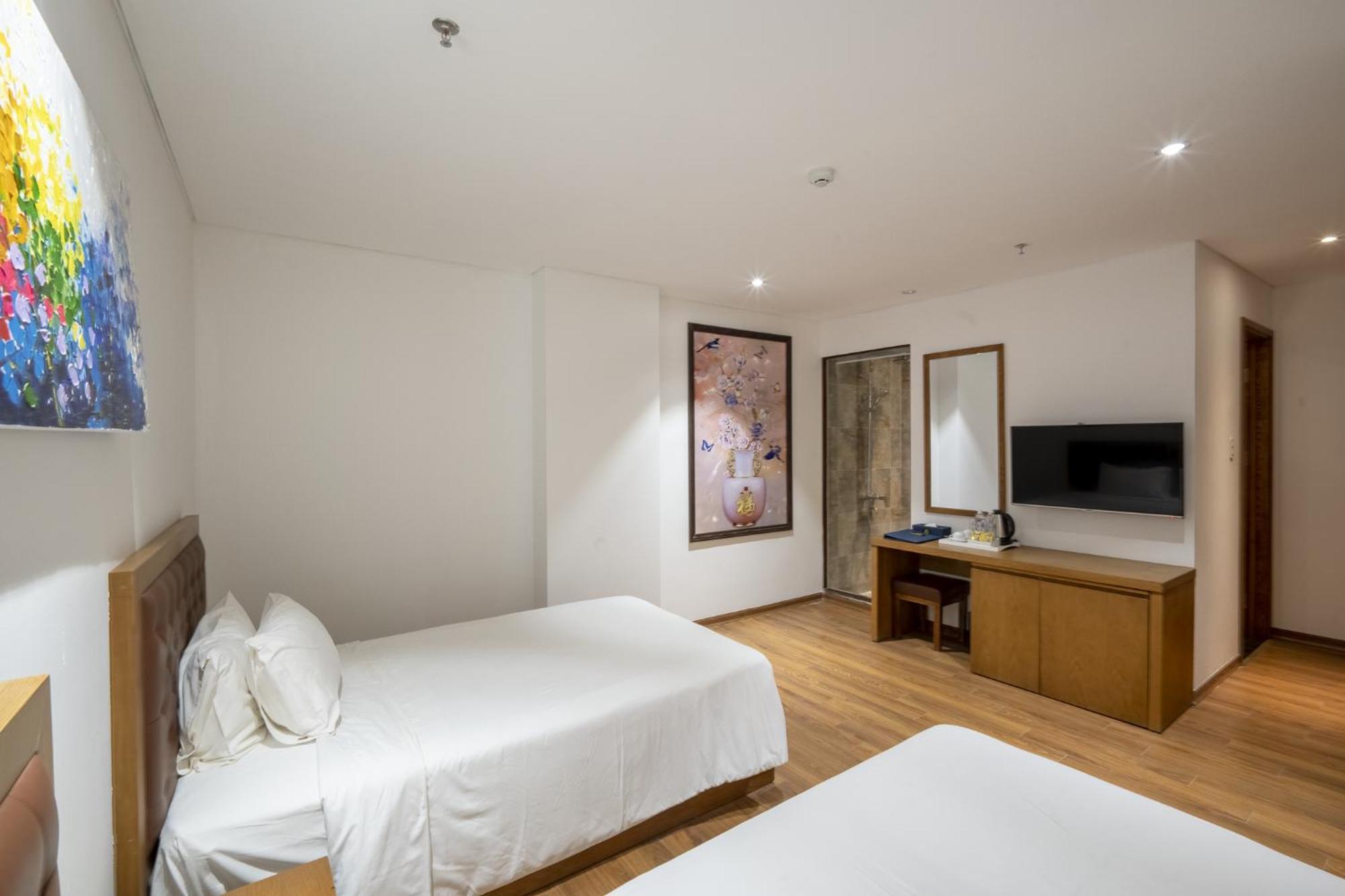 Trieu 4* Da Nang